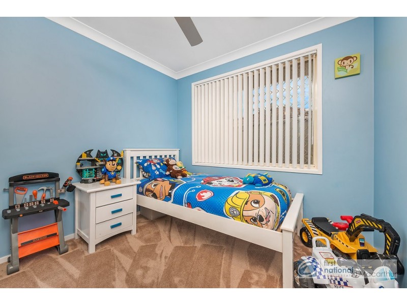 4 Harwood Place, St Helens Park NSW 2560