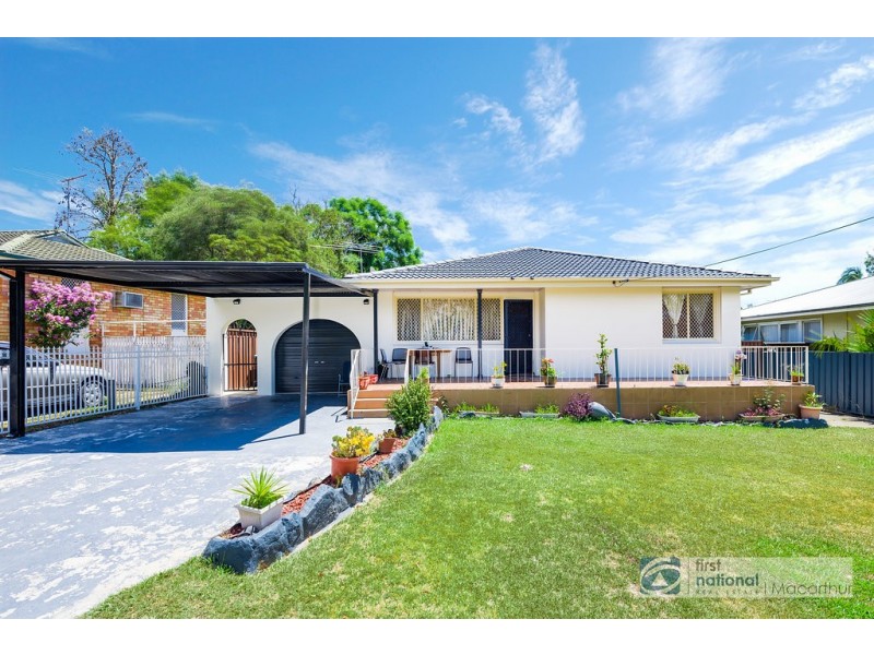 55 Carrington Circuit, Leumeah NSW 2560