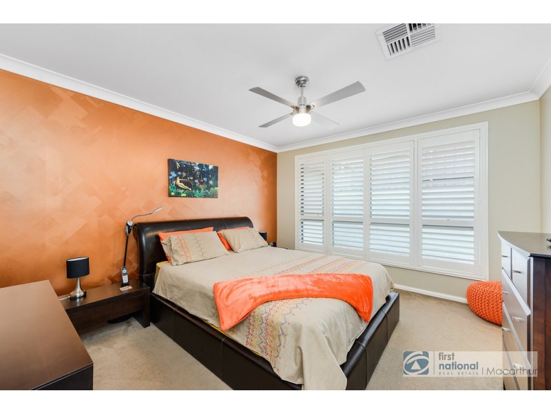 7 Glass House Boulevard, Minto NSW 2566