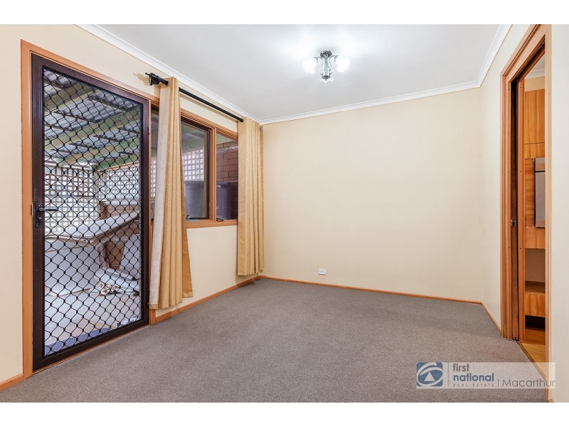 17 Airdsley Lane, Bradbury NSW 2560