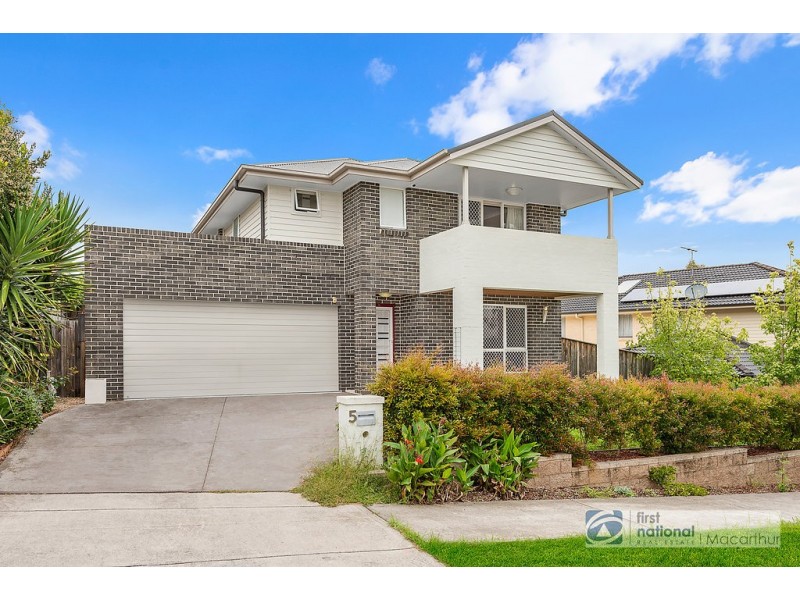 5 Trickett Street, Minto NSW 2566