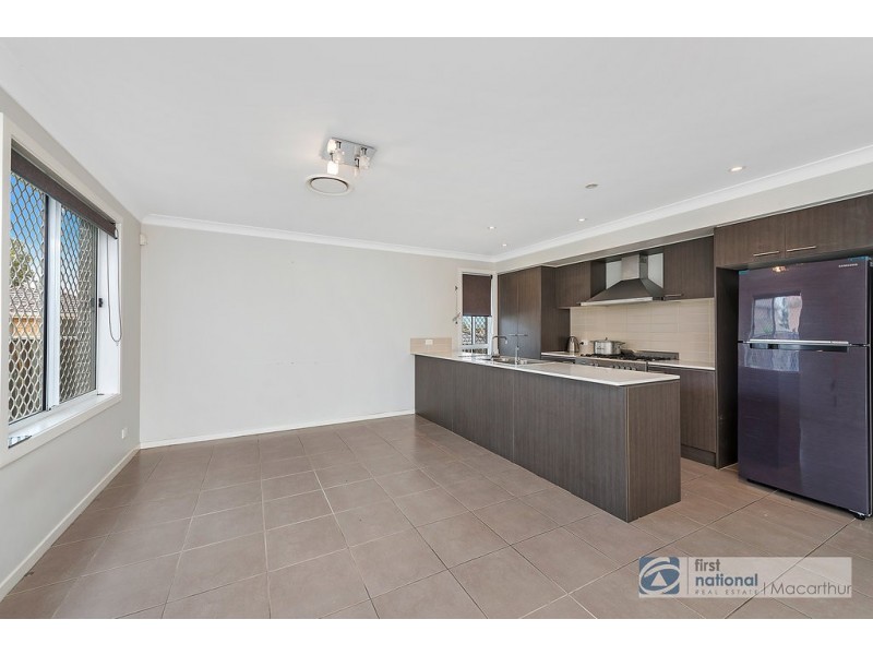 5 Trickett Street, Minto NSW 2566