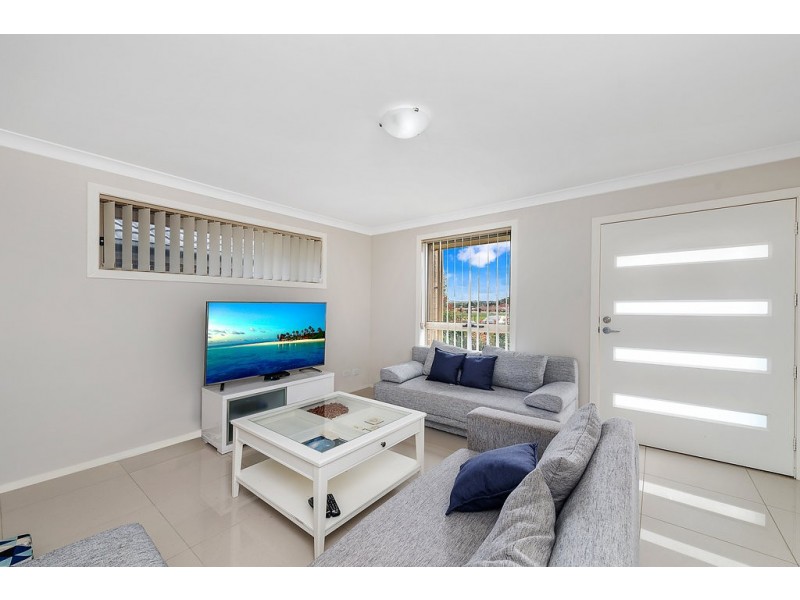 11 Grampian Avenue, Minto NSW 2566