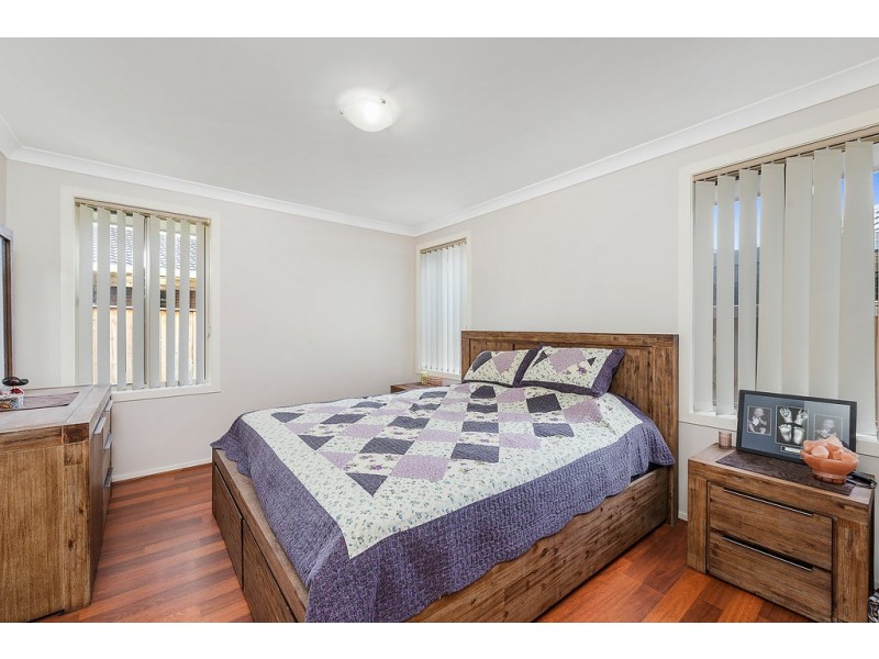 11 Grampian Avenue, Minto NSW 2566