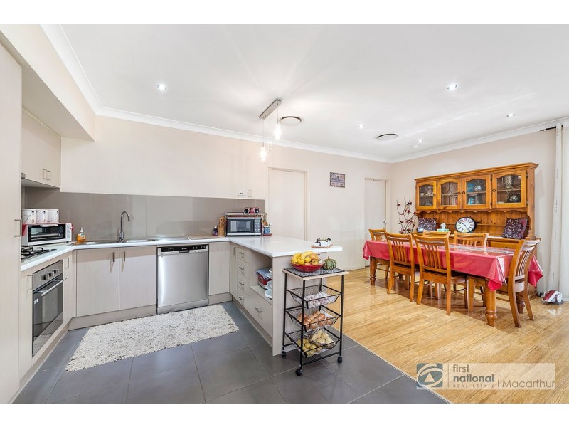 5 Tate Place, Minto NSW 2566