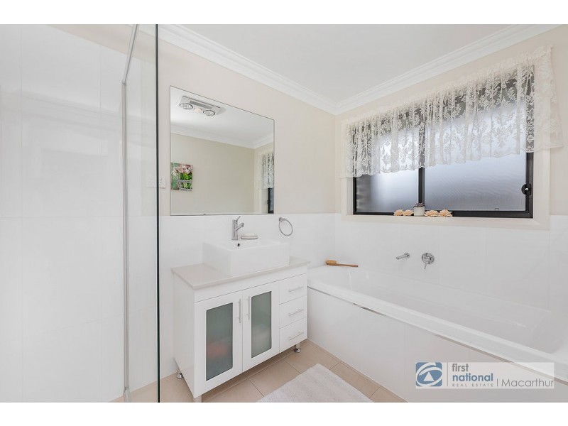 4 Blue Gum Place, Tahmoor NSW 2573