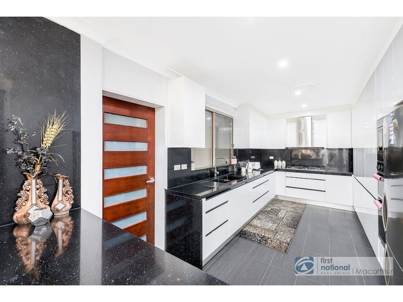 17 Keneally Way, Casula NSW 2170