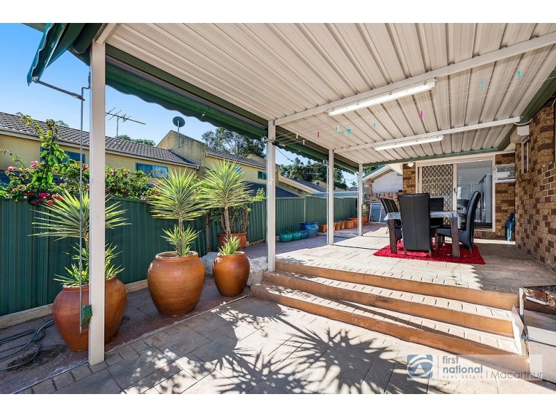 17 Keneally Way, Casula NSW 2170