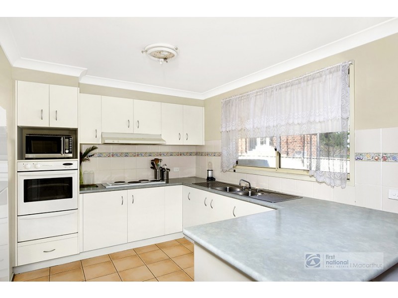 40 Ohlfsen Road, Minto NSW 2566