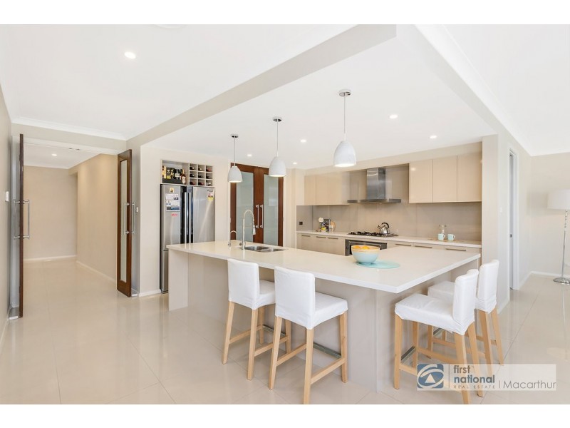 9 Doolan Crescent, Harrington Park NSW 2567