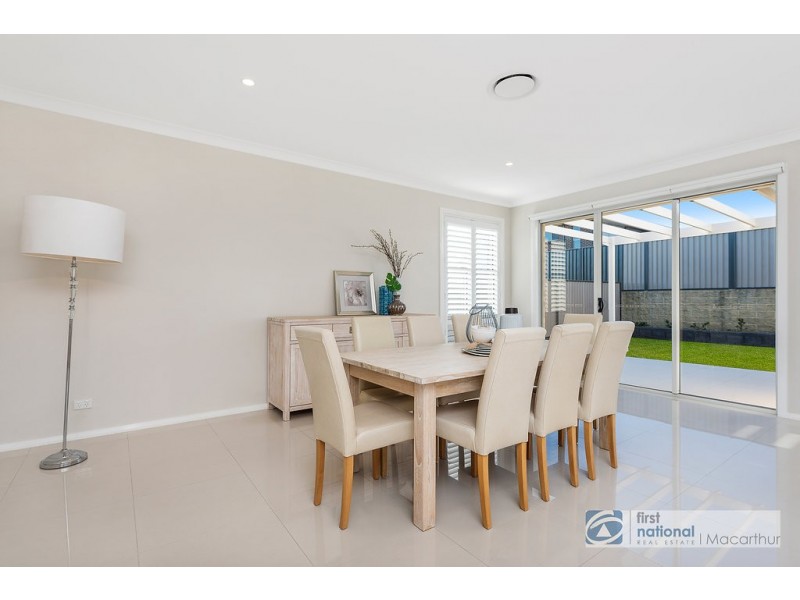 9 Doolan Crescent, Harrington Park NSW 2567