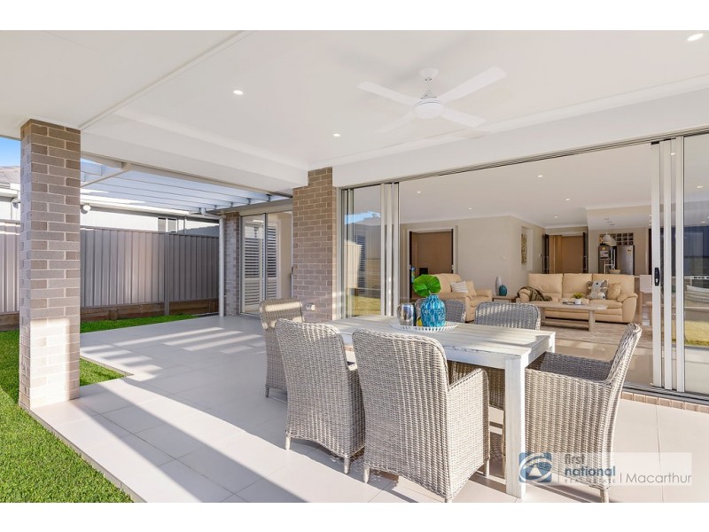 9 Doolan Crescent, Harrington Park NSW 2567