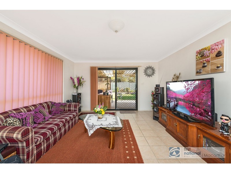 3 Warwick Street, Minto NSW 2566