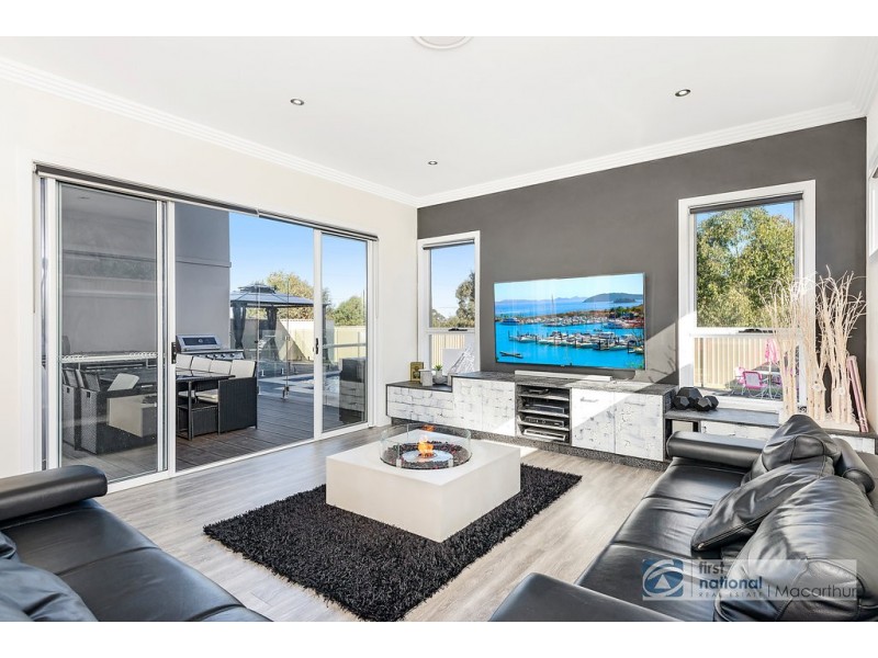 24 Cummins Loop, Harrington Park NSW 2567