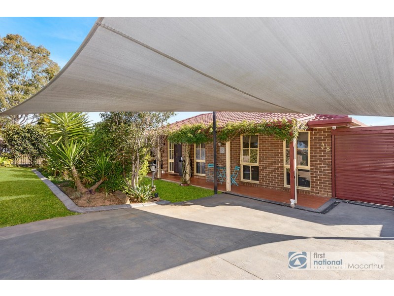 38 Fenton Crescent, Minto NSW 2566