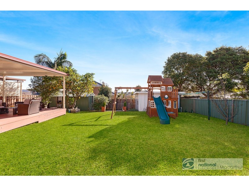 38 Fenton Crescent, Minto NSW 2566