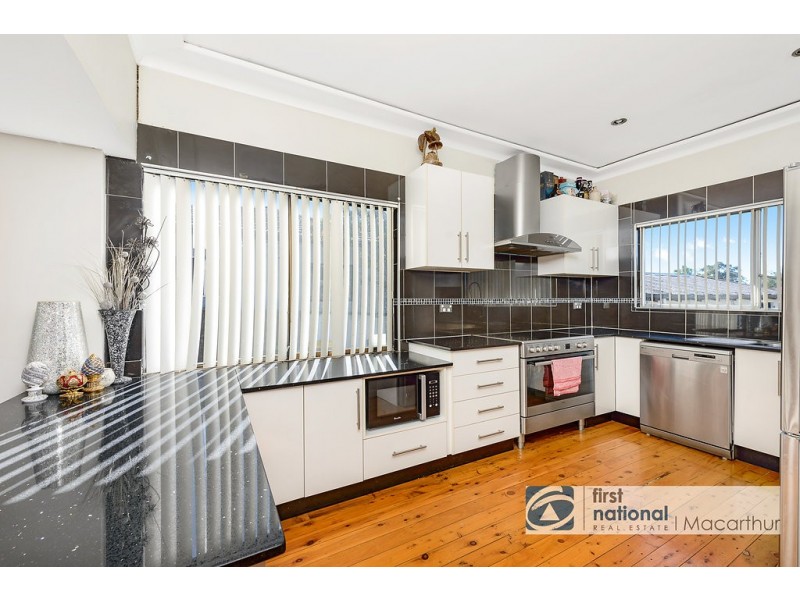 18 Bradbury Avenue, Campbelltown NSW 2560