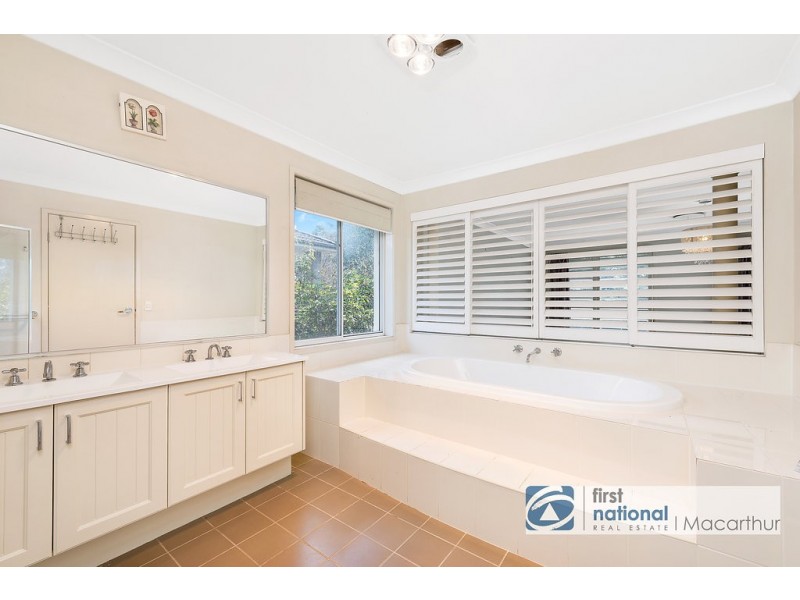 17 Glenfield Road, Glenfield NSW 2167