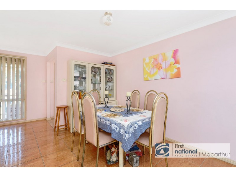 7 Ryan Close, St Andrews NSW 2566