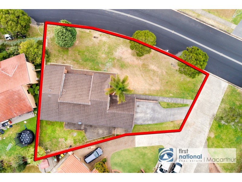 2 Nile Place, Kearns NSW 2558
