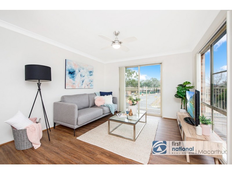 2 Nile Place, Kearns NSW 2558