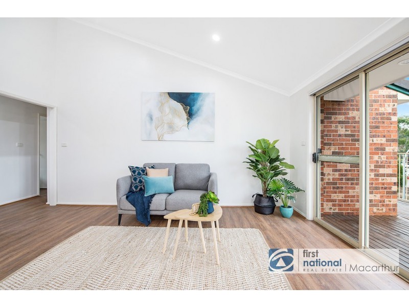 2 Nile Place, Kearns NSW 2558