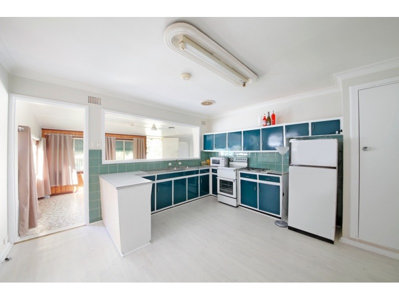 39 Brisbane Road, Campbelltown NSW 2560