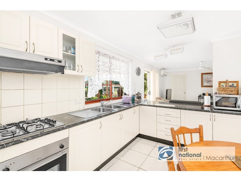 7 Angus Place, St Andrews NSW 2566