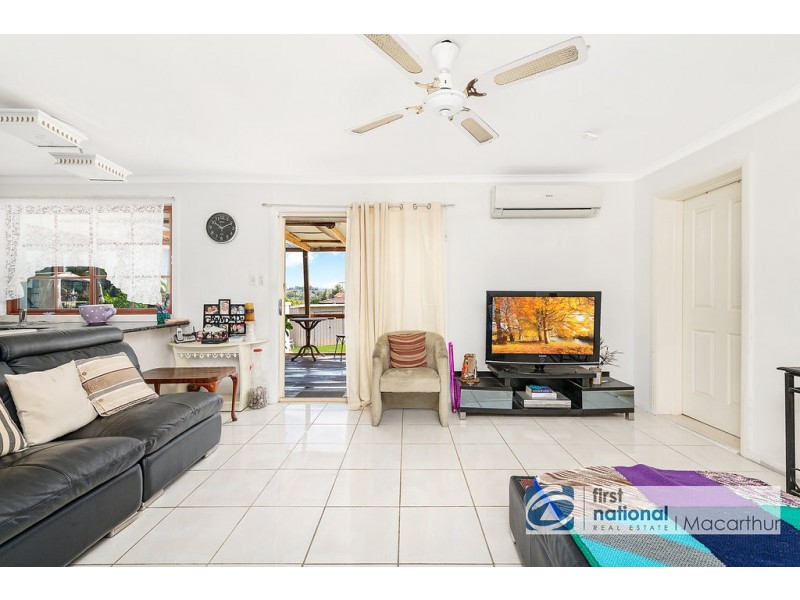 7 Angus Place, St Andrews NSW 2566