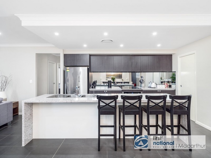 10 Beechworth Pde*, Harrington Park NSW 2567