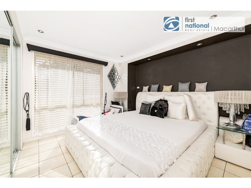 16 Galashiels Avenue, St Andrews NSW 2566