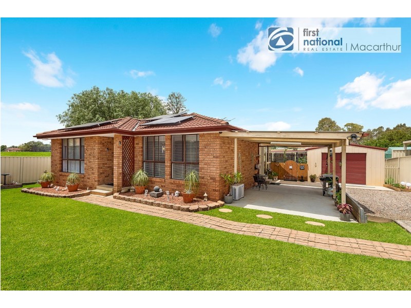 16 Mississippi Crescent, Kearns NSW 2558