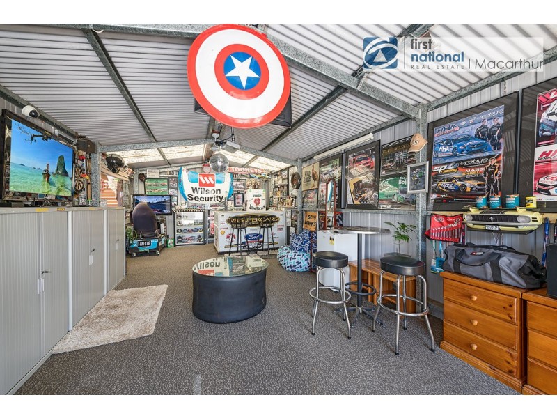 16 Mississippi Crescent, Kearns NSW 2558