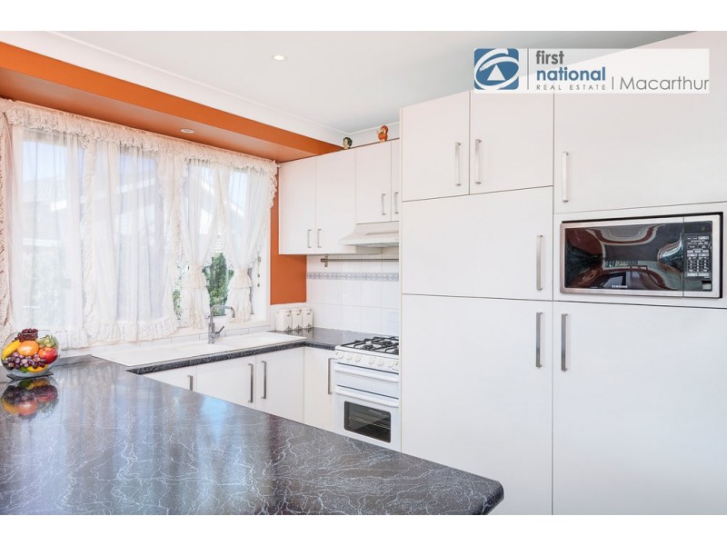 61 Freeman Circuit, Ingleburn NSW 2565