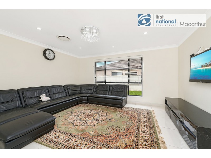 27 John Kidd Dr, Blair Athol NSW 2560