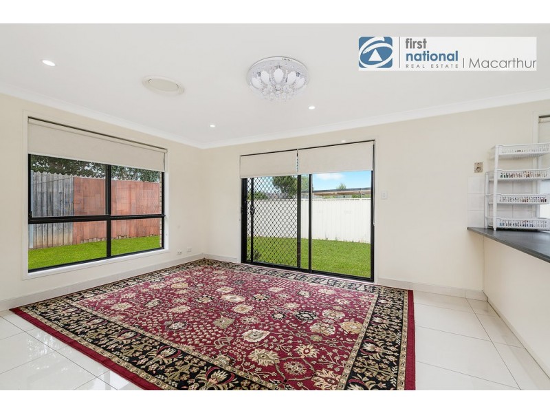 27 John Kidd Dr, Blair Athol NSW 2560