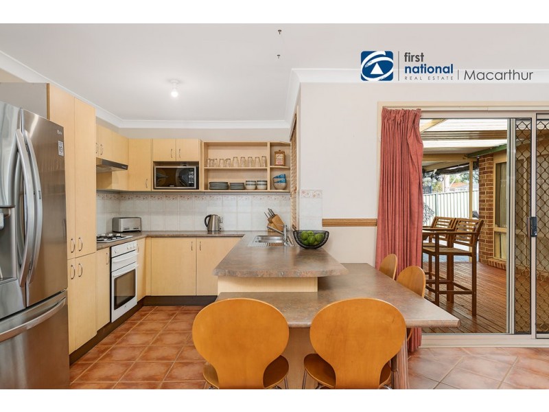 85 Potoroo Avenue, St Helens Park NSW 2560