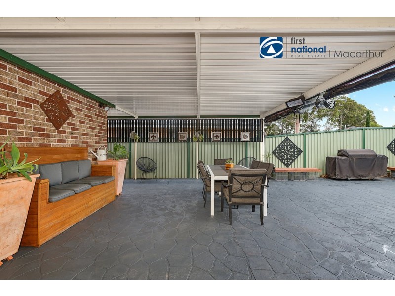 85 Potoroo Avenue, St Helens Park NSW 2560