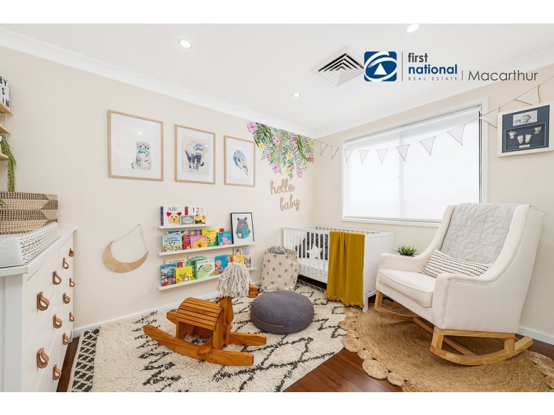 8 Stutz Place, Ingleburn NSW 2565