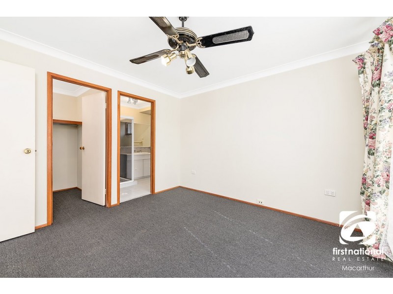 8 Kintyre Place, St Andrews NSW 2566