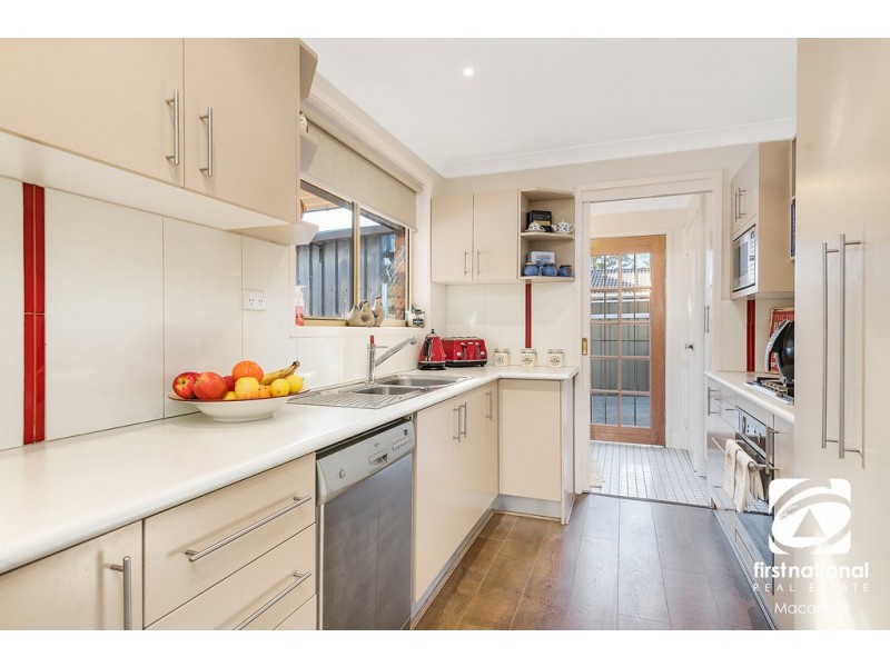 5 Moffat Place, Minto NSW 2566