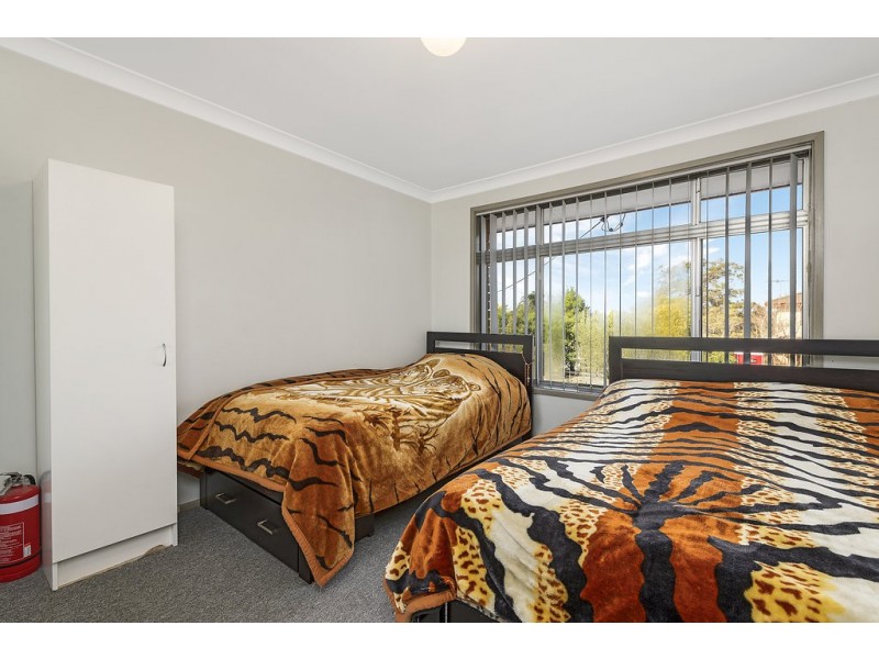 5 Murray Street, Campbelltown NSW 2560