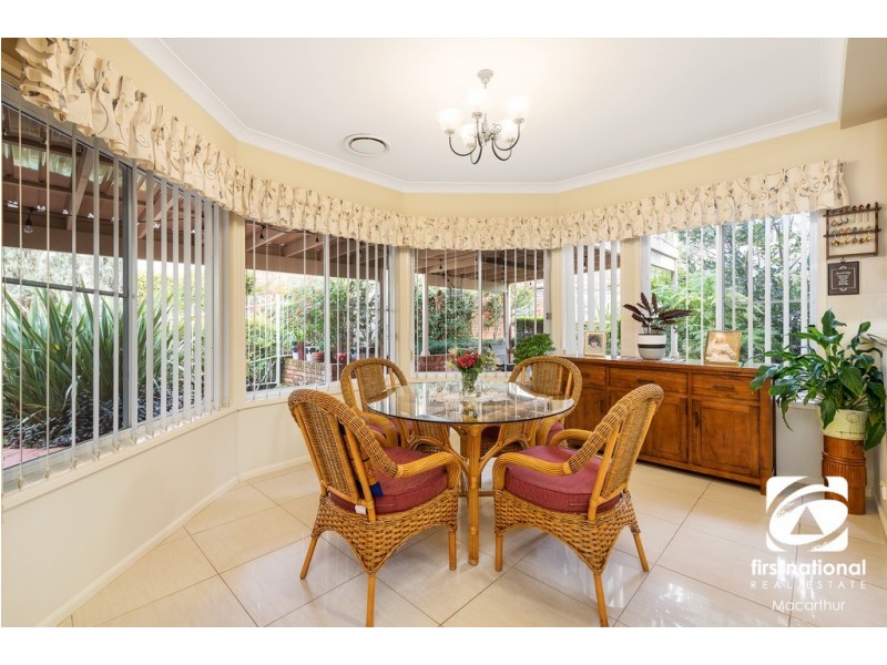 25 Orlando Crescent, Voyager Point NSW 2172