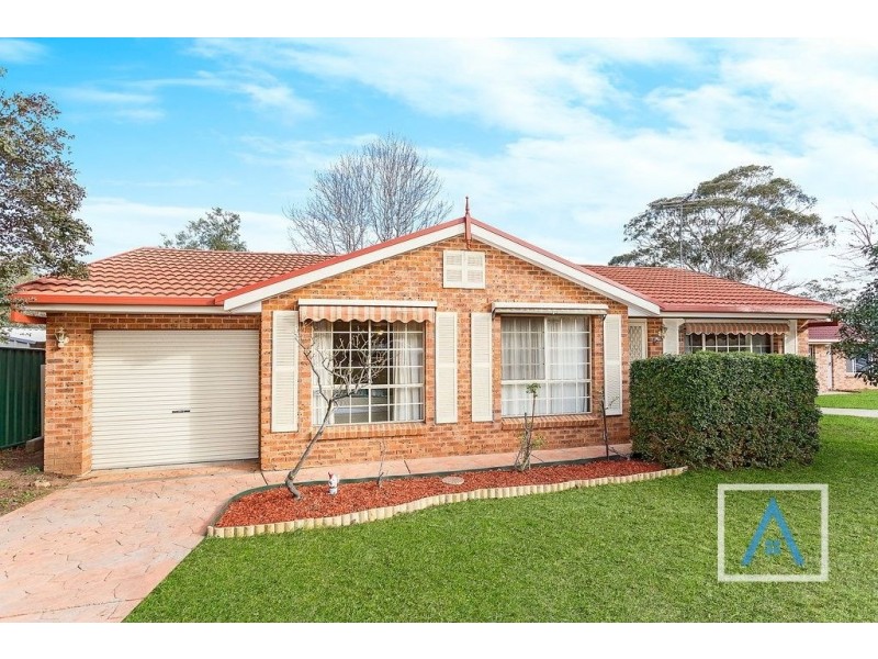 7 Glenella Way, Minto NSW 2566