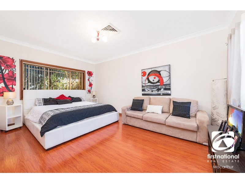 24 Cubitt Drive, Denham Court NSW 2565