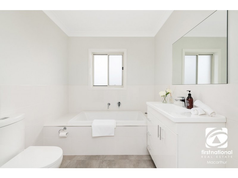 73d Oxford Road, Ingleburn NSW 2565