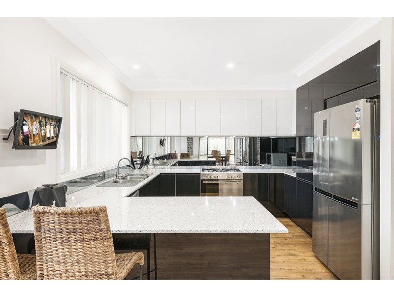 14 Sophia Place, Blair Athol NSW 2560