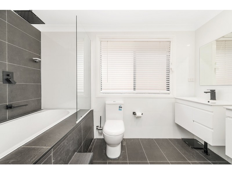 14 Sophia Place, Blair Athol NSW 2560