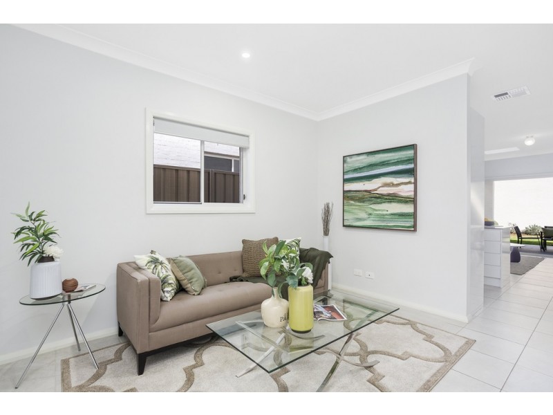 73c Oxford Road, Ingleburn NSW 2565