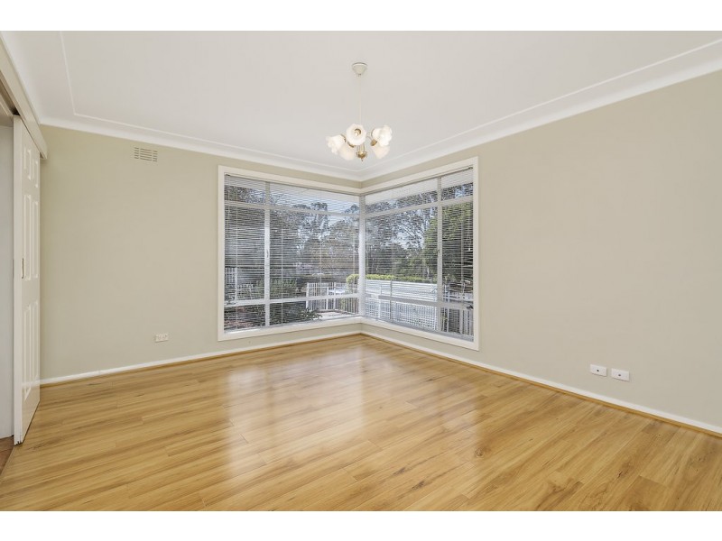 20 Raymond Avenue, Campbelltown NSW 2560